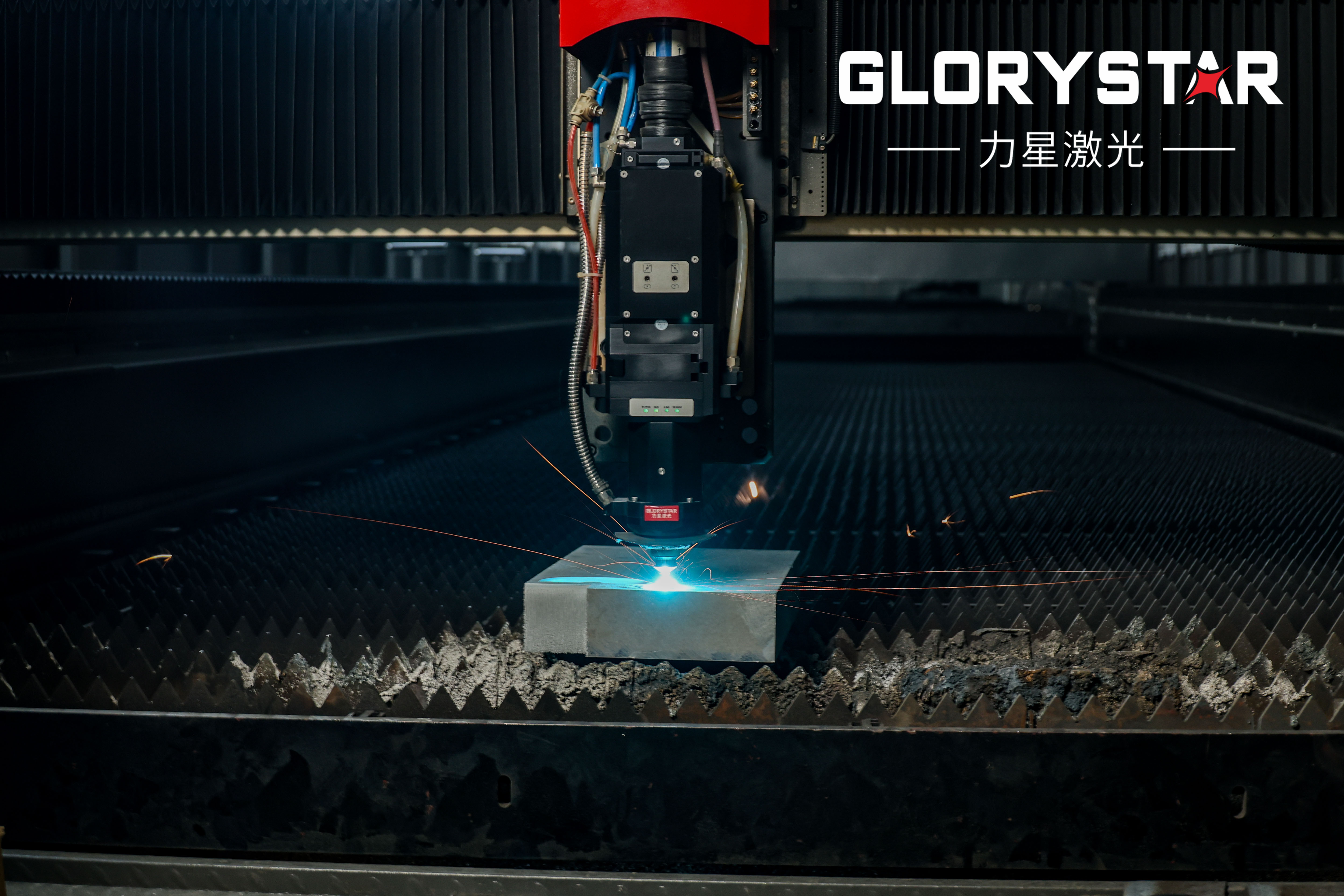 激光切割機(jī)使用輔助氣體空氣切割碳鋼的工藝優(yōu)化技巧 激光切割機(jī)使用輔助氣體空氣切割碳鋼的工藝優(yōu)化技巧