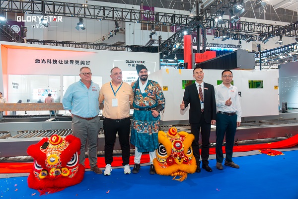 NS-12020H 型鋼激光二次加工自動化線首發成功，火爆熱銷！