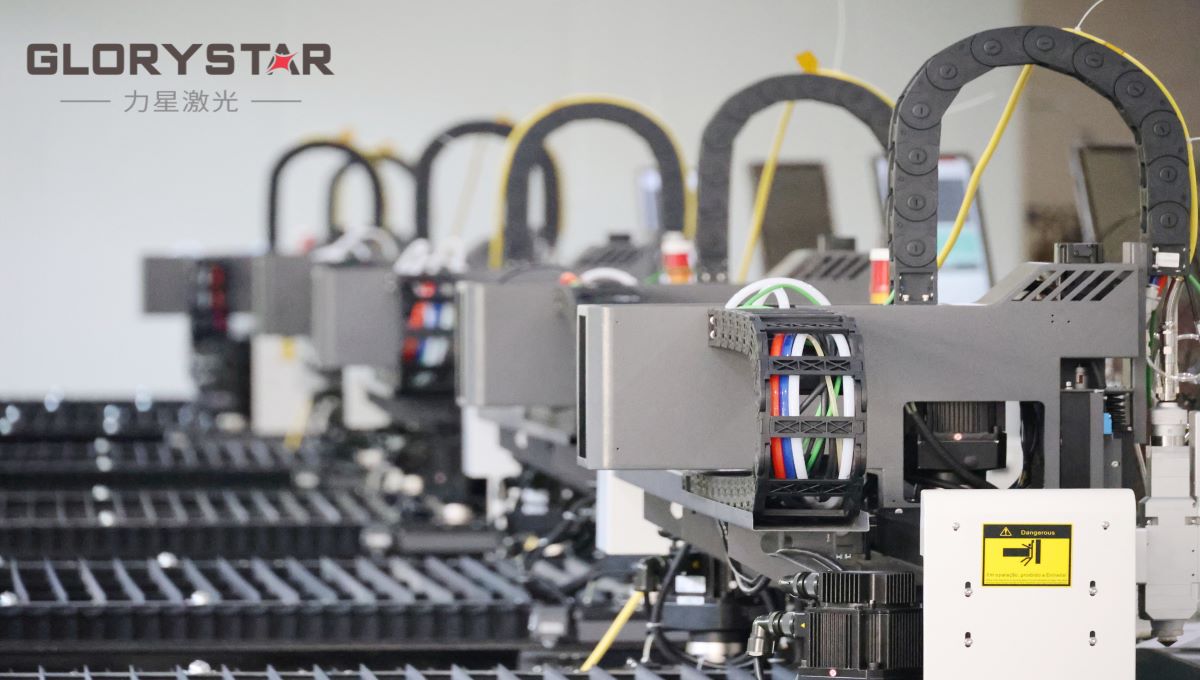 激光切割機鏡片出現油水怎么辦？看完你就學會