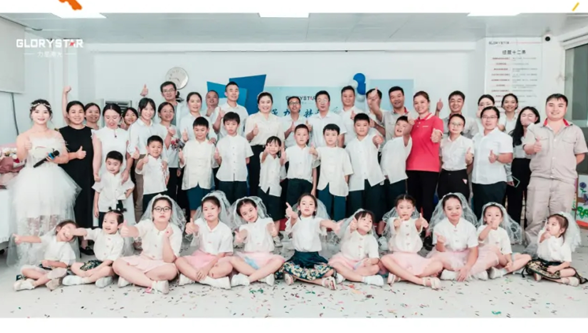 “星二代”結(jié)營啦，力星激光關(guān)懷與關(guān)愛常在！