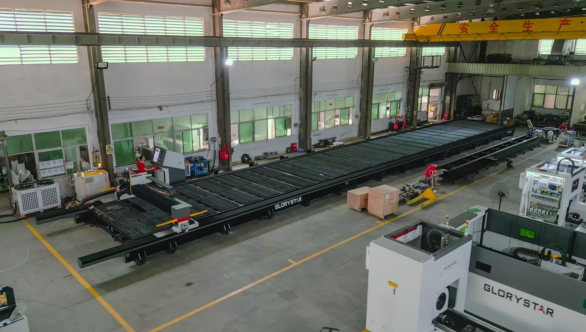 大幅面單平臺板材切割機，大型工件一刀成型